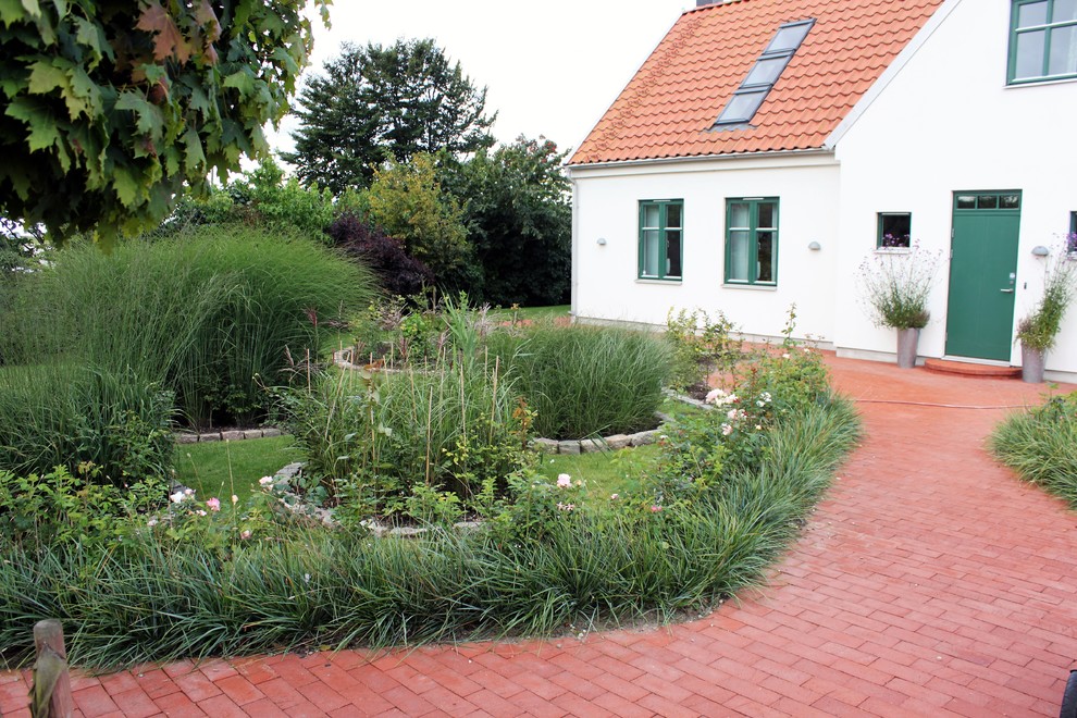 Foto på en vintage trädgård