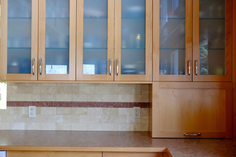 Transitional home design photo in Calgary