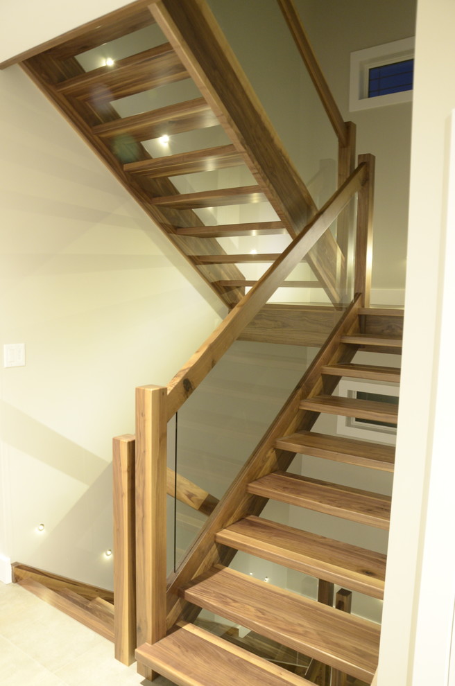 Staircase - mid-sized modern wooden l-shaped open and glass railing staircase idea