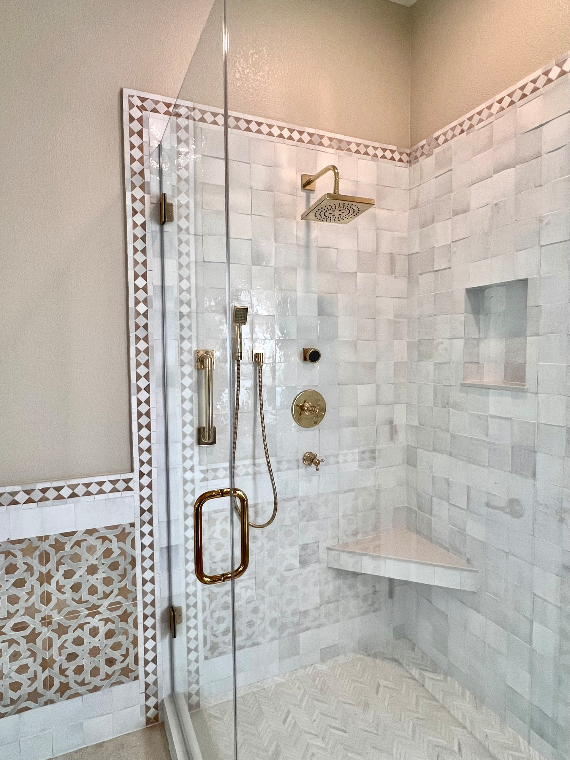 A Balanced Combination of Fixtures, Corner Shower Seat & Shampoo Niche