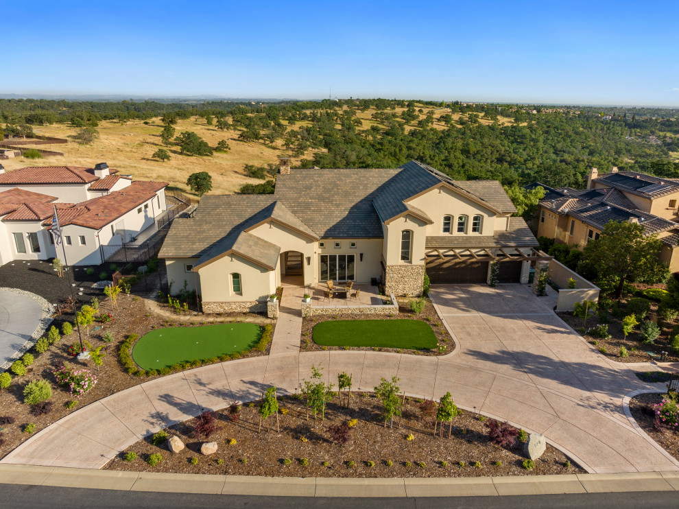 Custom Home in Lincoln, Ca