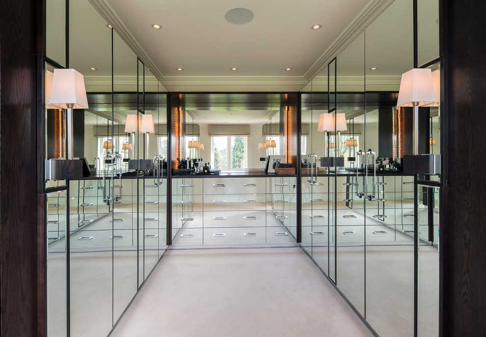 Highgate House Contemporary Closet London by Claudia Riga de