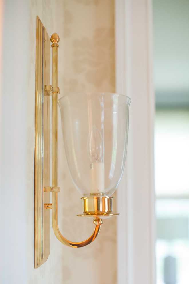 Example of a transitional hallway design in Baltimore