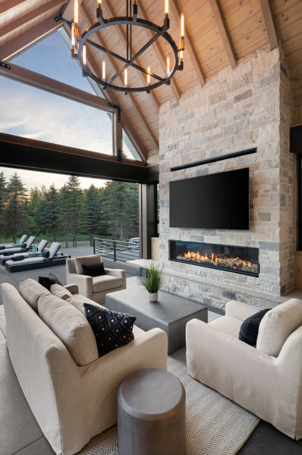 Majestic Pines modern-veranda