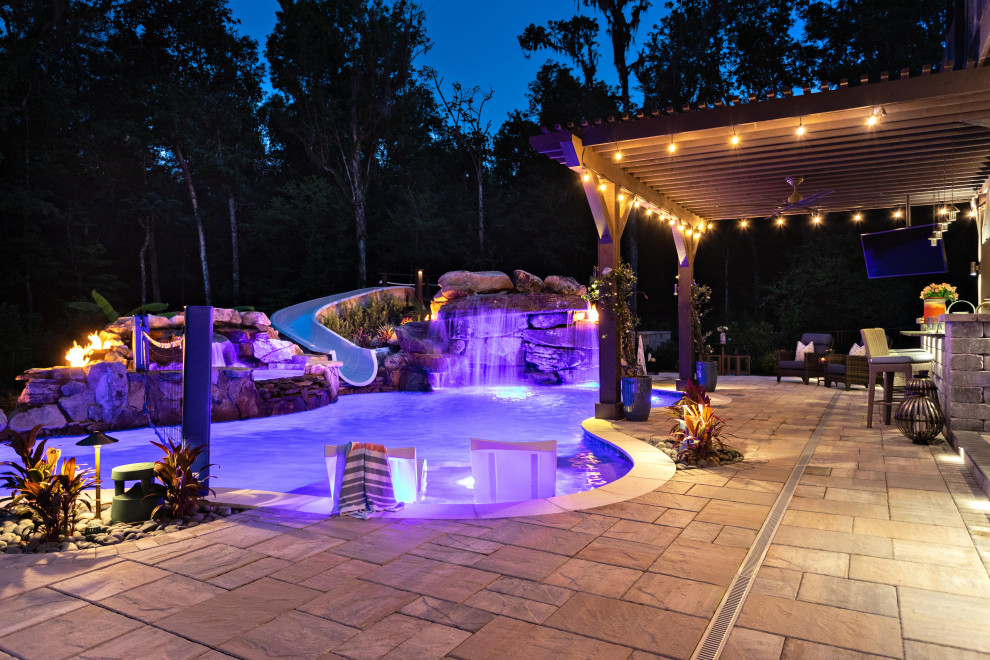 Mountain style pool photo in Jacksonville