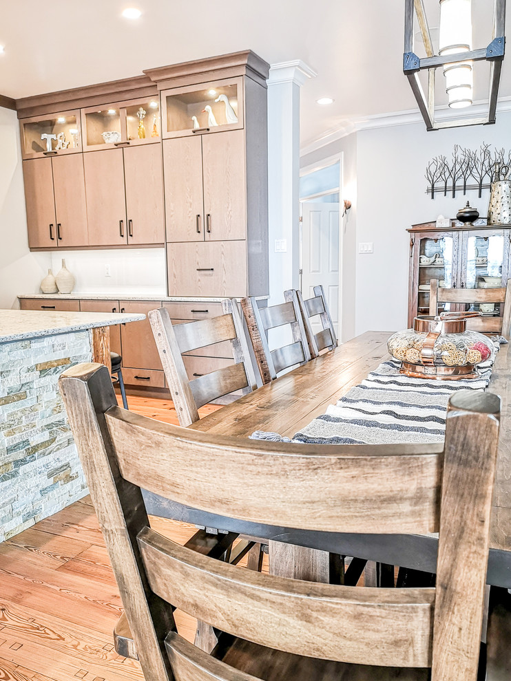 Kitchen - transitional kitchen idea