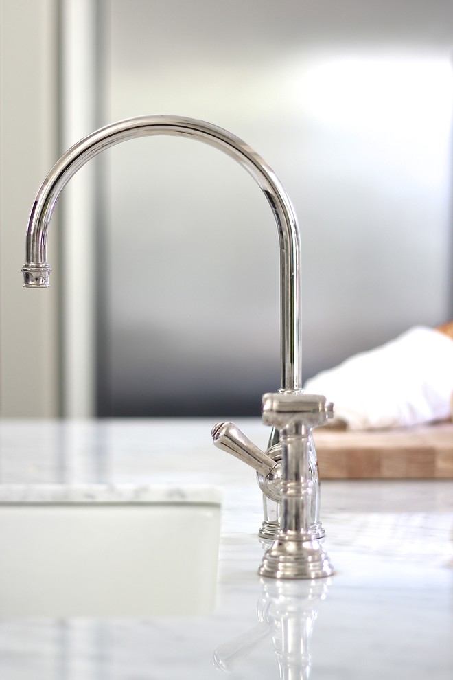Inspiration for a transitional kitchen remodel in Houston