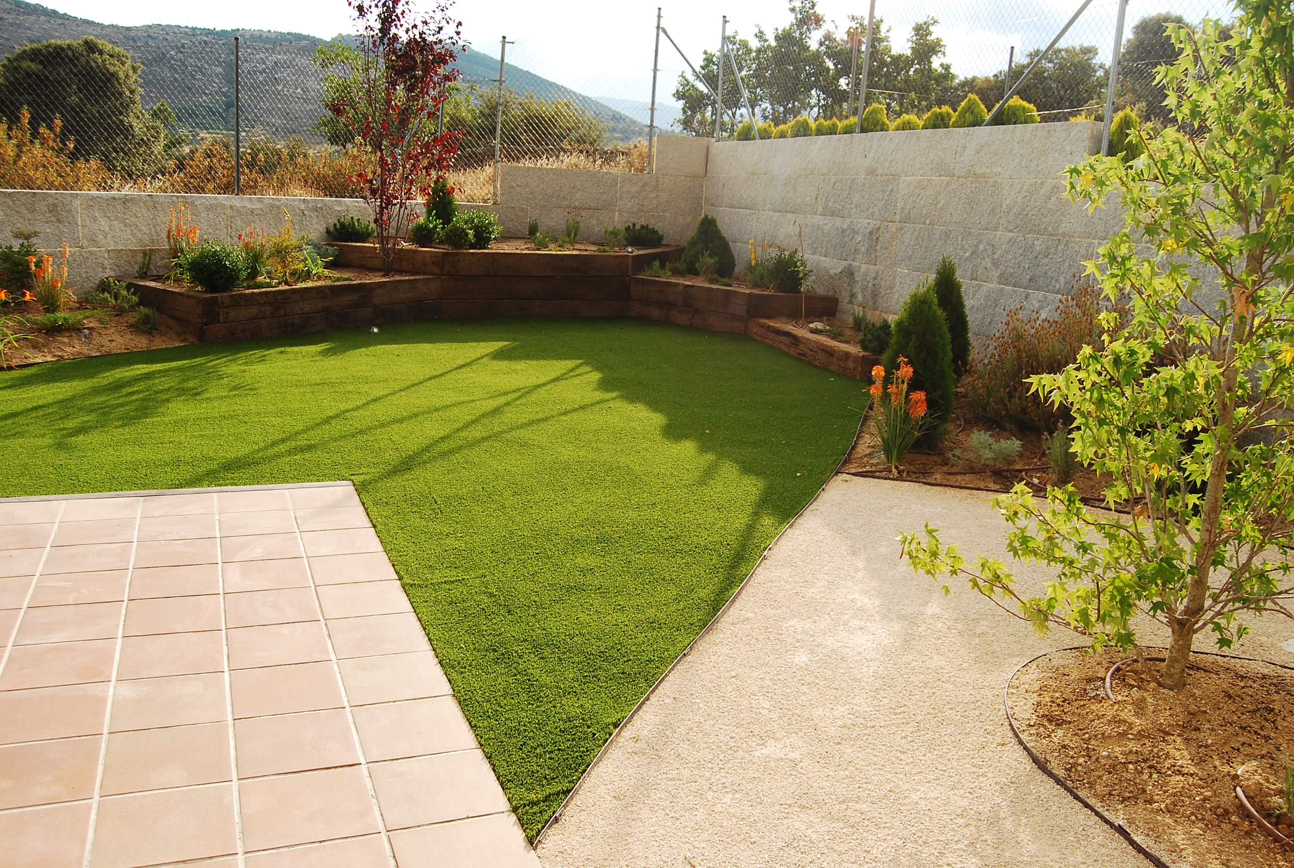 Un jardín accesible de mínimo mantenimiento