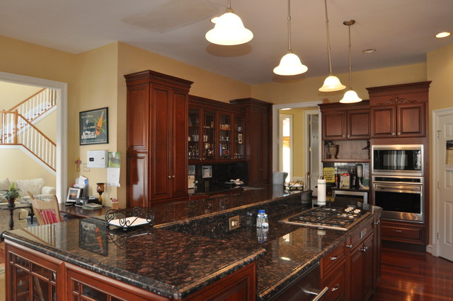 Kitchens transitional-kitchen