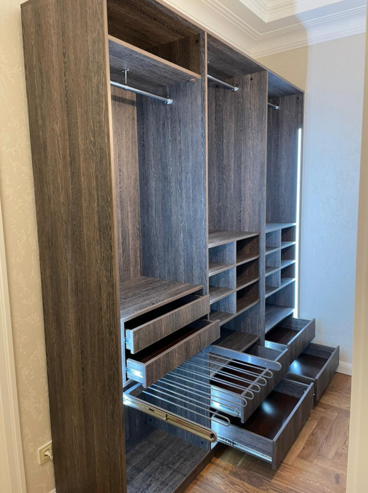 Гардеробная с подсветкой