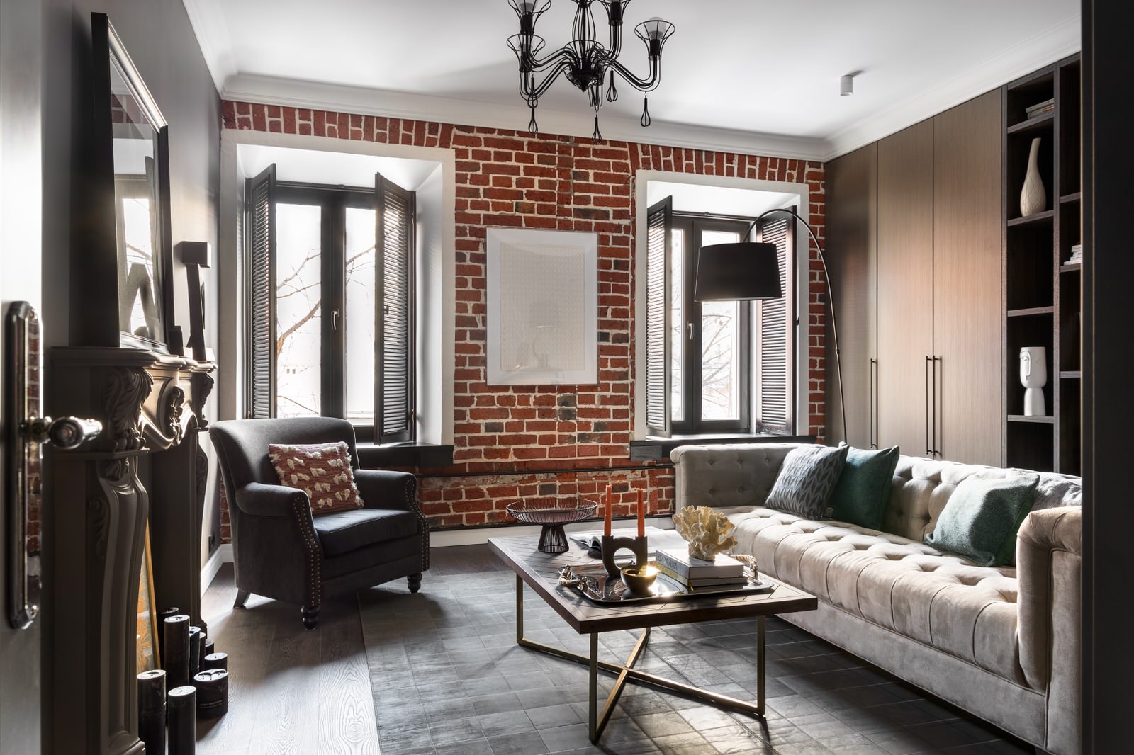 Квартира в старом жилом фонде в центре Москвы.