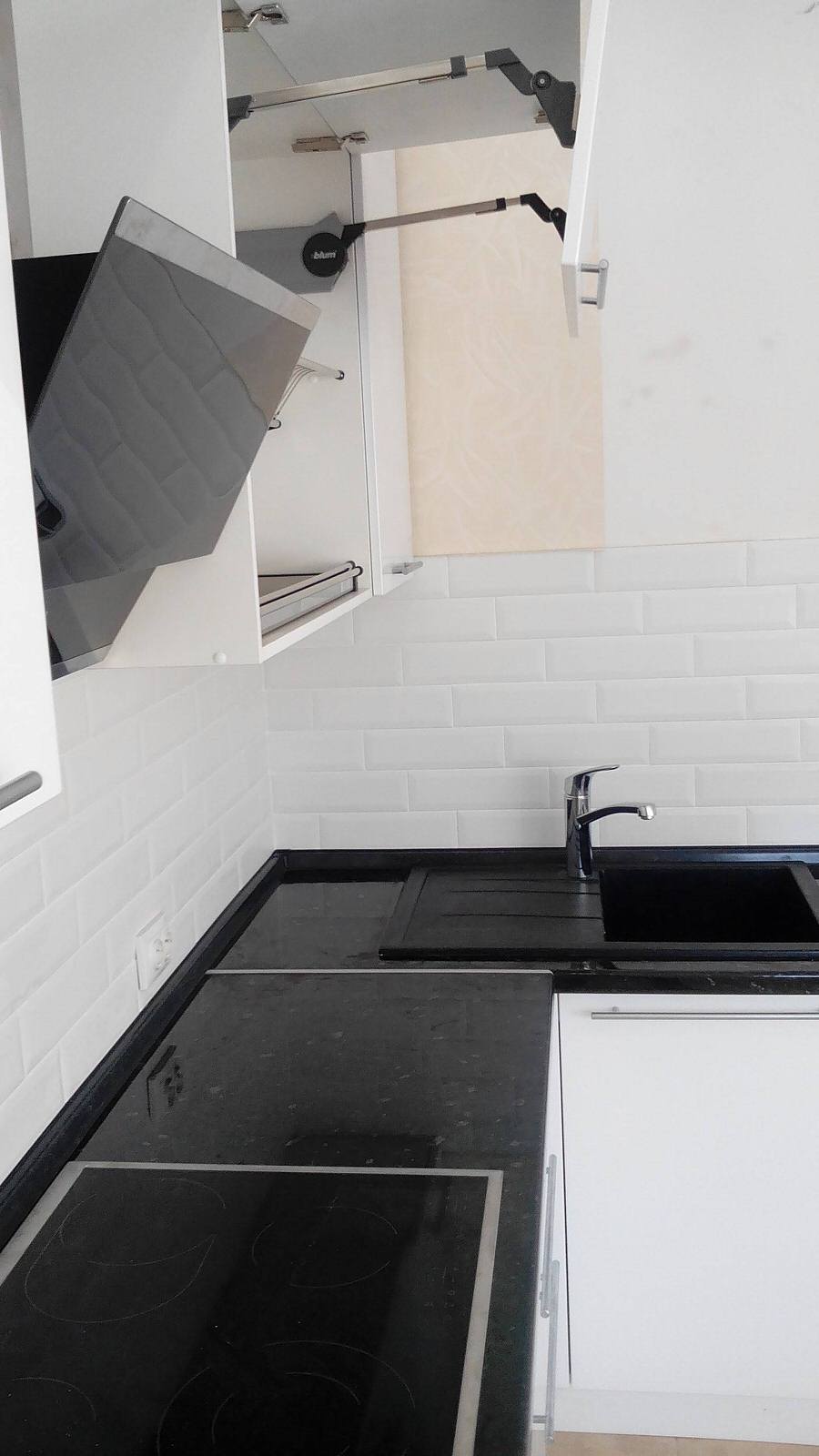 Кухня угловая 2,45х1,8 м. в скандинавском стиле 80700 р.