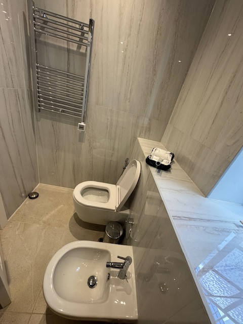 Full refurbishment works of high-end flat (x5 Bedrooms)at high street kensignton