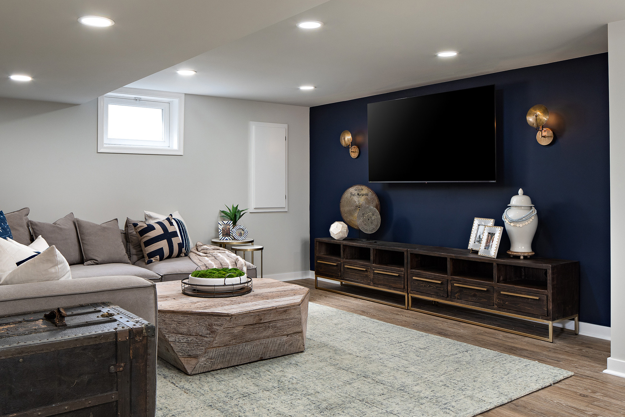 Navy Blue Accent Wall - Photos \u0026 Ideas | Houzz, image size:2000x1334