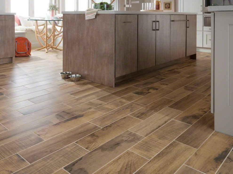 Home design - transitional home design idea