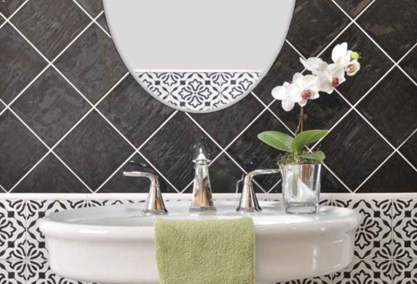 Example of a transitional home design design in Phoenix