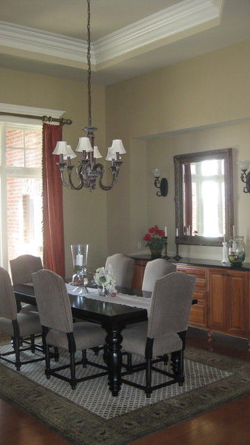 Custom Homes transitional-dining-room