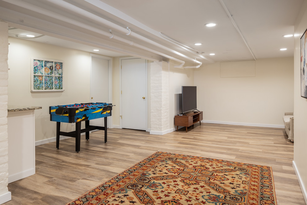 This is an example of a traditional basement in Richmond.