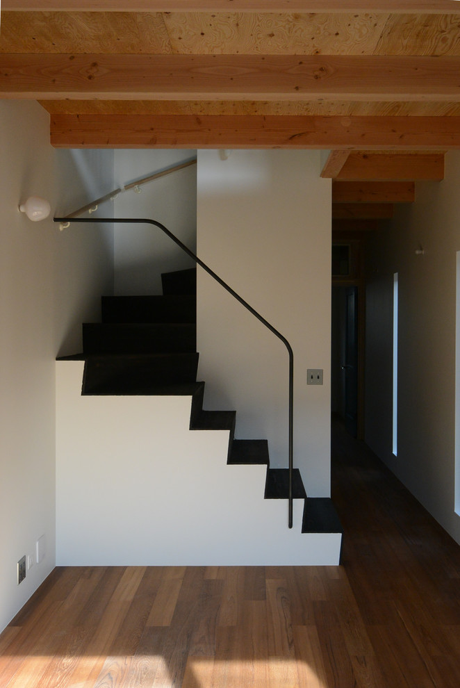 На фото: лестница в стиле лофт с