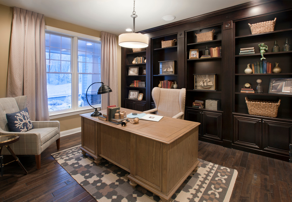 Elegant home office photo in Boston