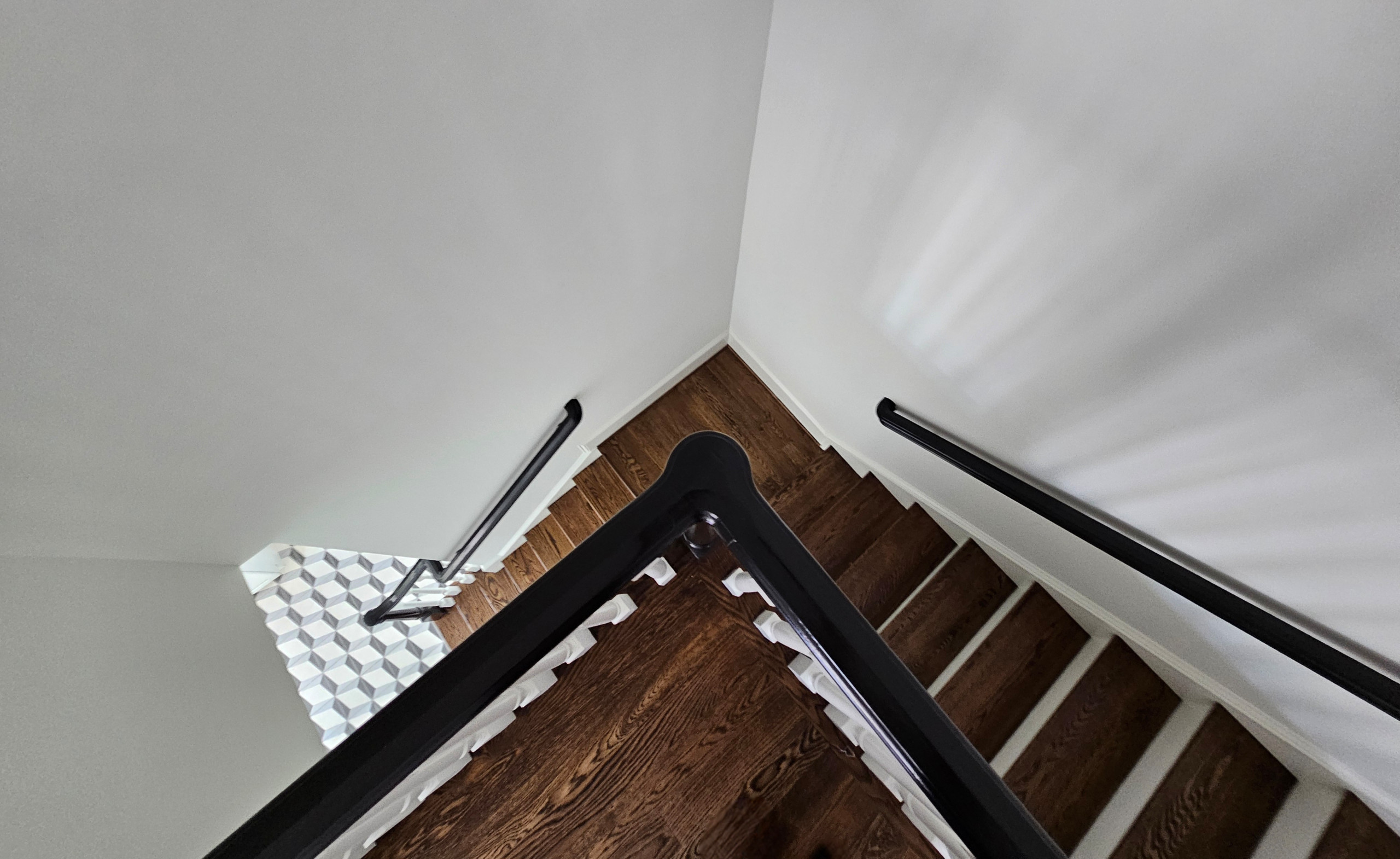 121_Elegant Floating Staircase, Chevy Chase, MD 20815
