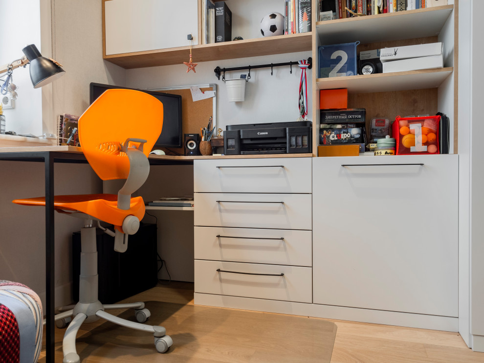 Меблировка детской для мальчиков 11 и 16 лет