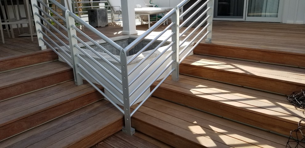 This is an example of a mid-sized beach style balcony in Miami.