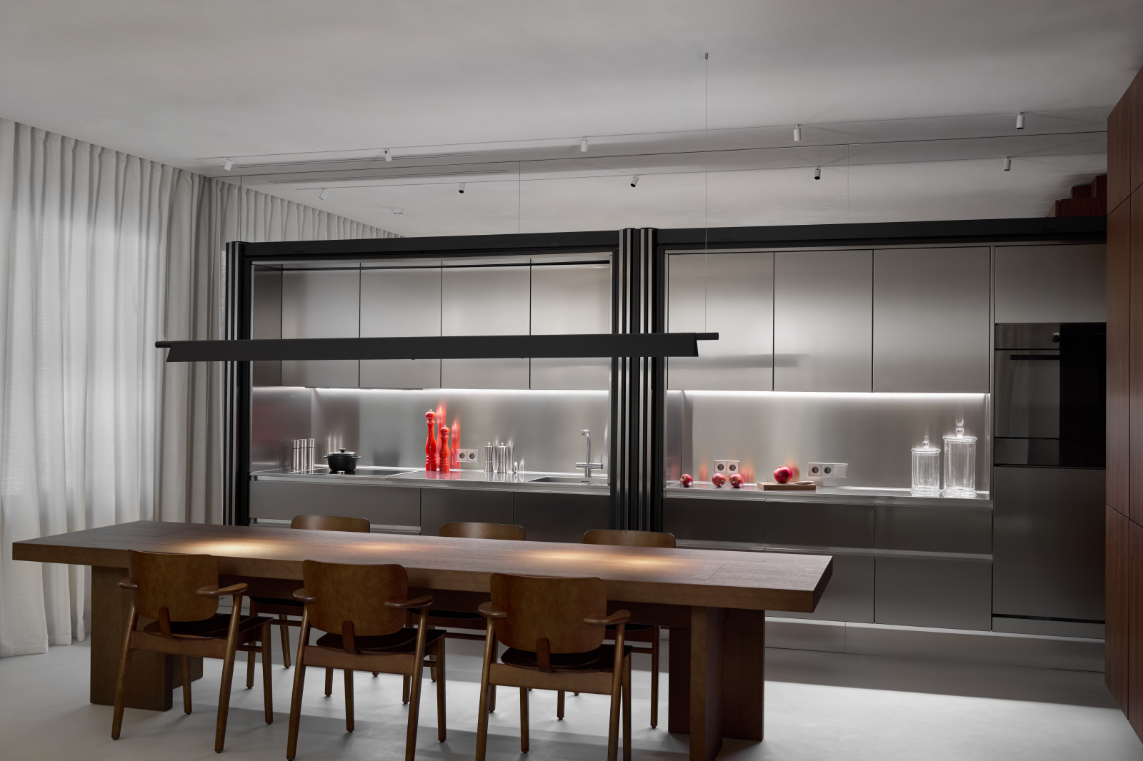 Кухня в металле