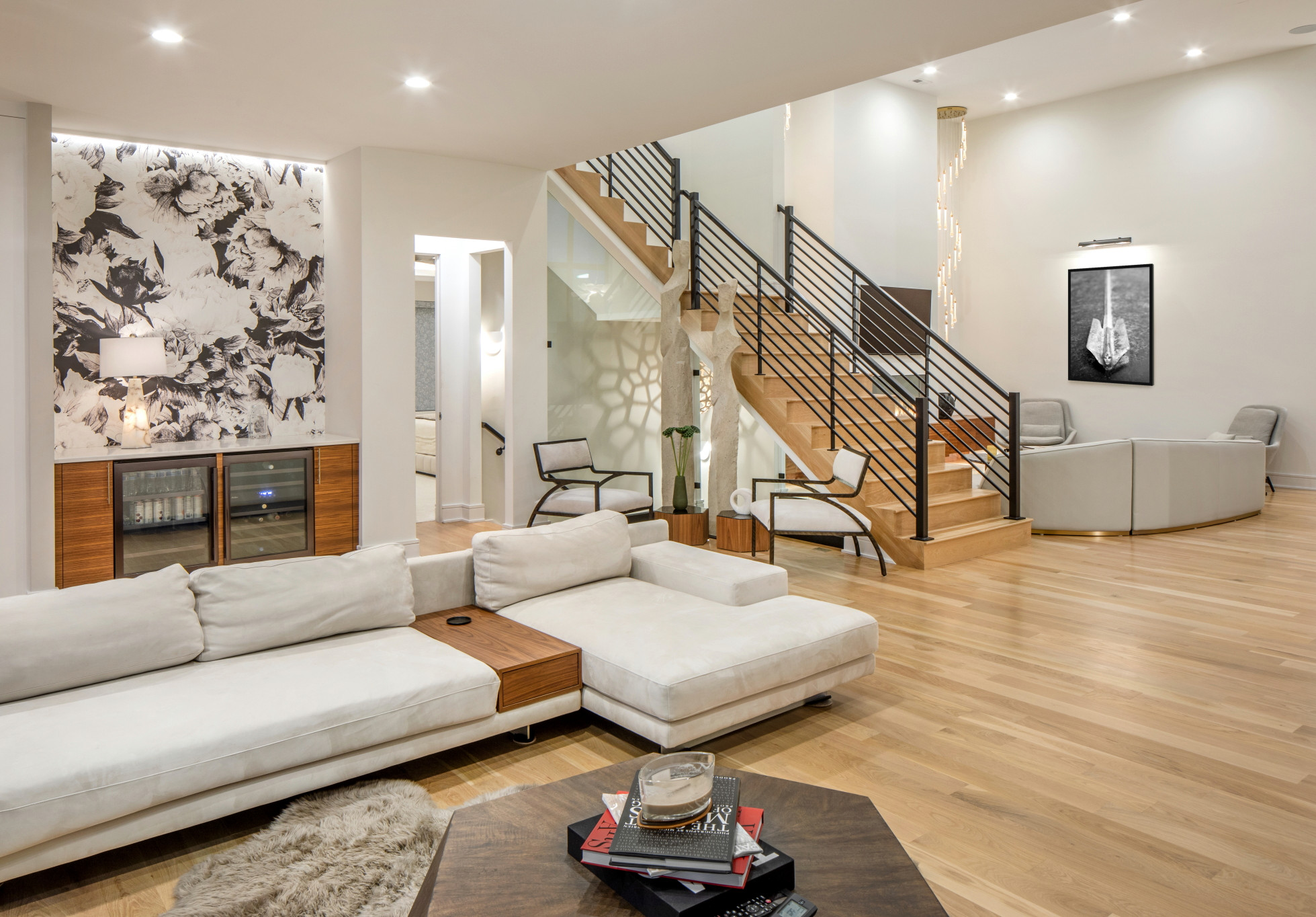 Contemporary Linden Estates