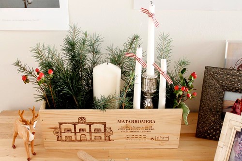 Hazlo tú mismo: un centro navideño en una caja de vino