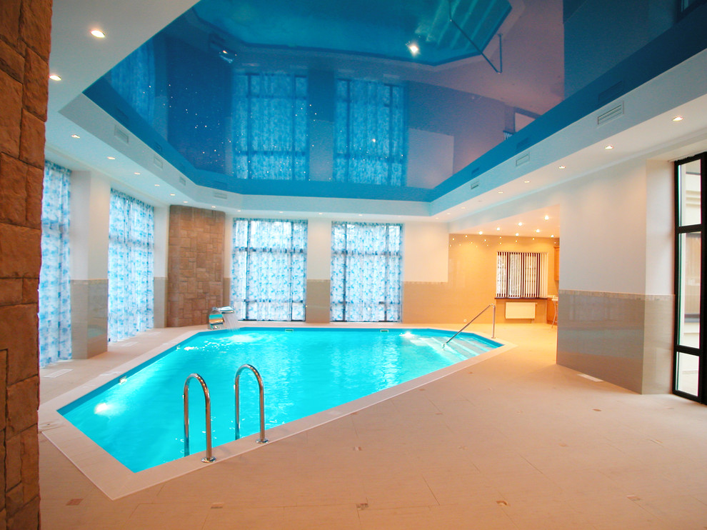 Свежая идея для дизайна: большой бассейн в современном стиле - отличное фото интерьера