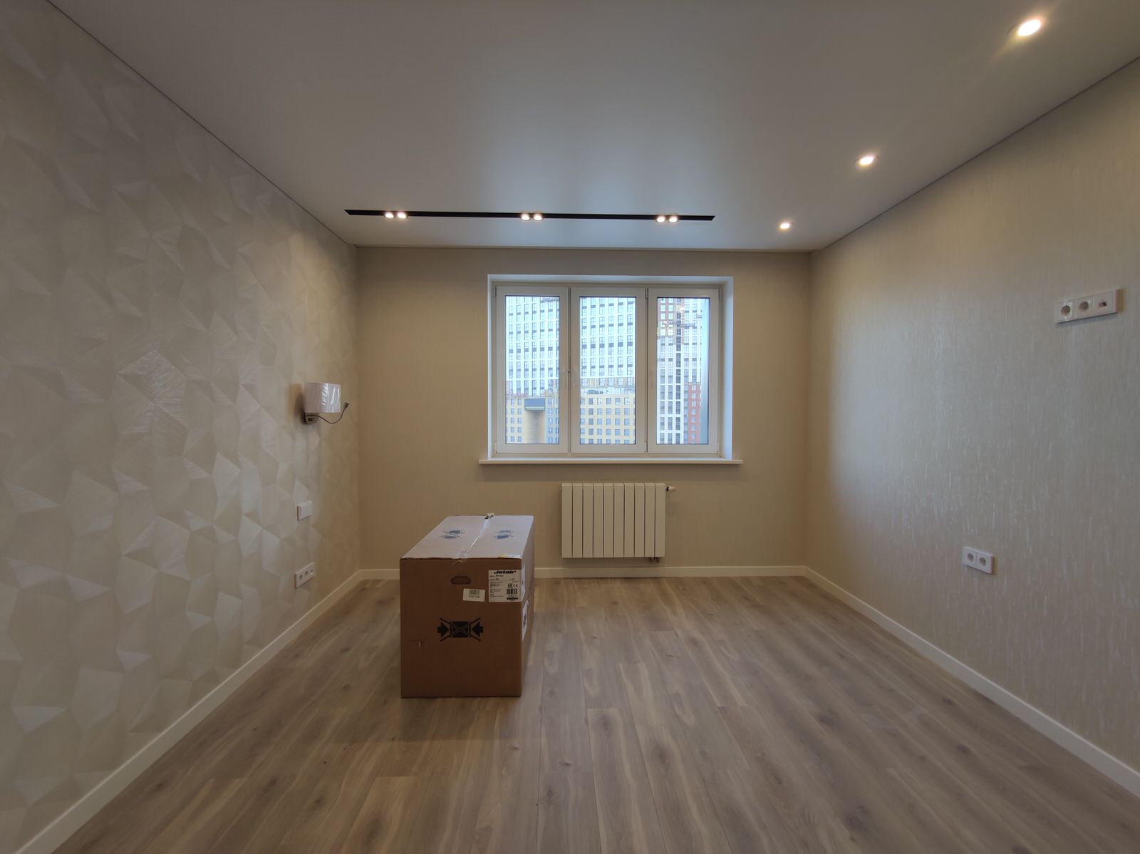 Гостиная в бежевых тонах