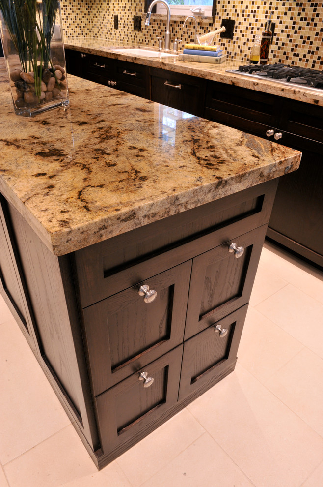 Inspiration for a transitional kitchen remodel in Houston