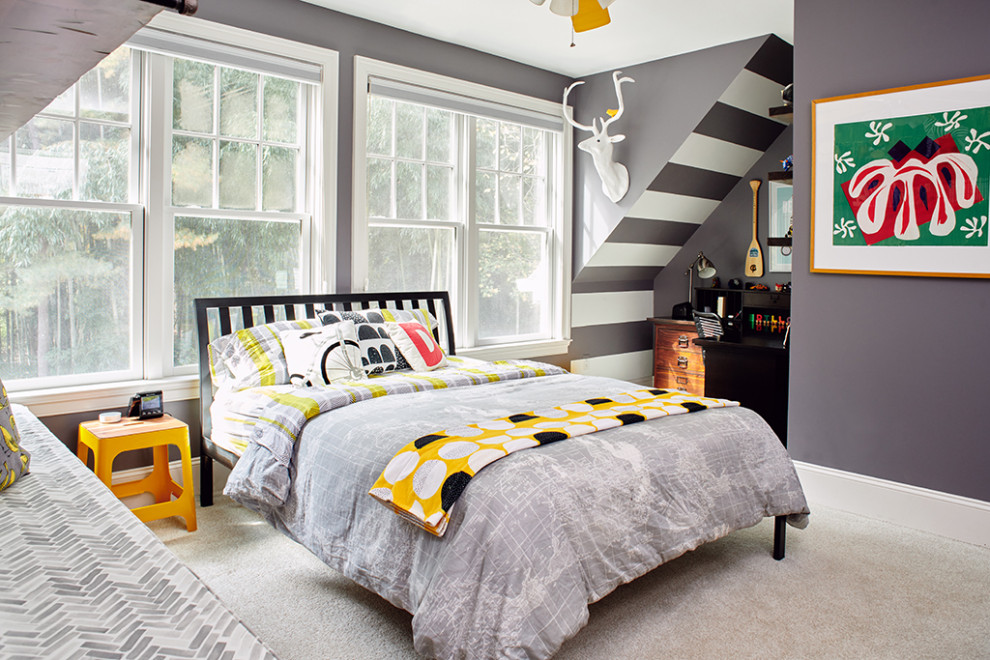 Inspiration for a small farmhouse bedroom in Raleigh with grey walls.