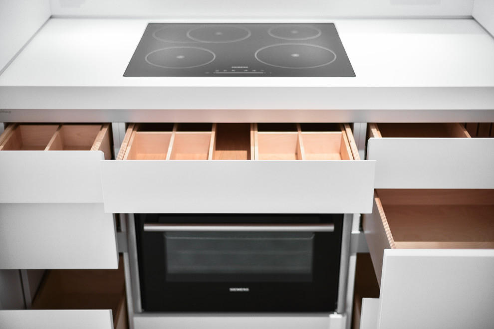 Bulthaup B1 Kuche In Laminat Weiss Modern Kitchen Berlin By Bulthaup Am Preussenpark