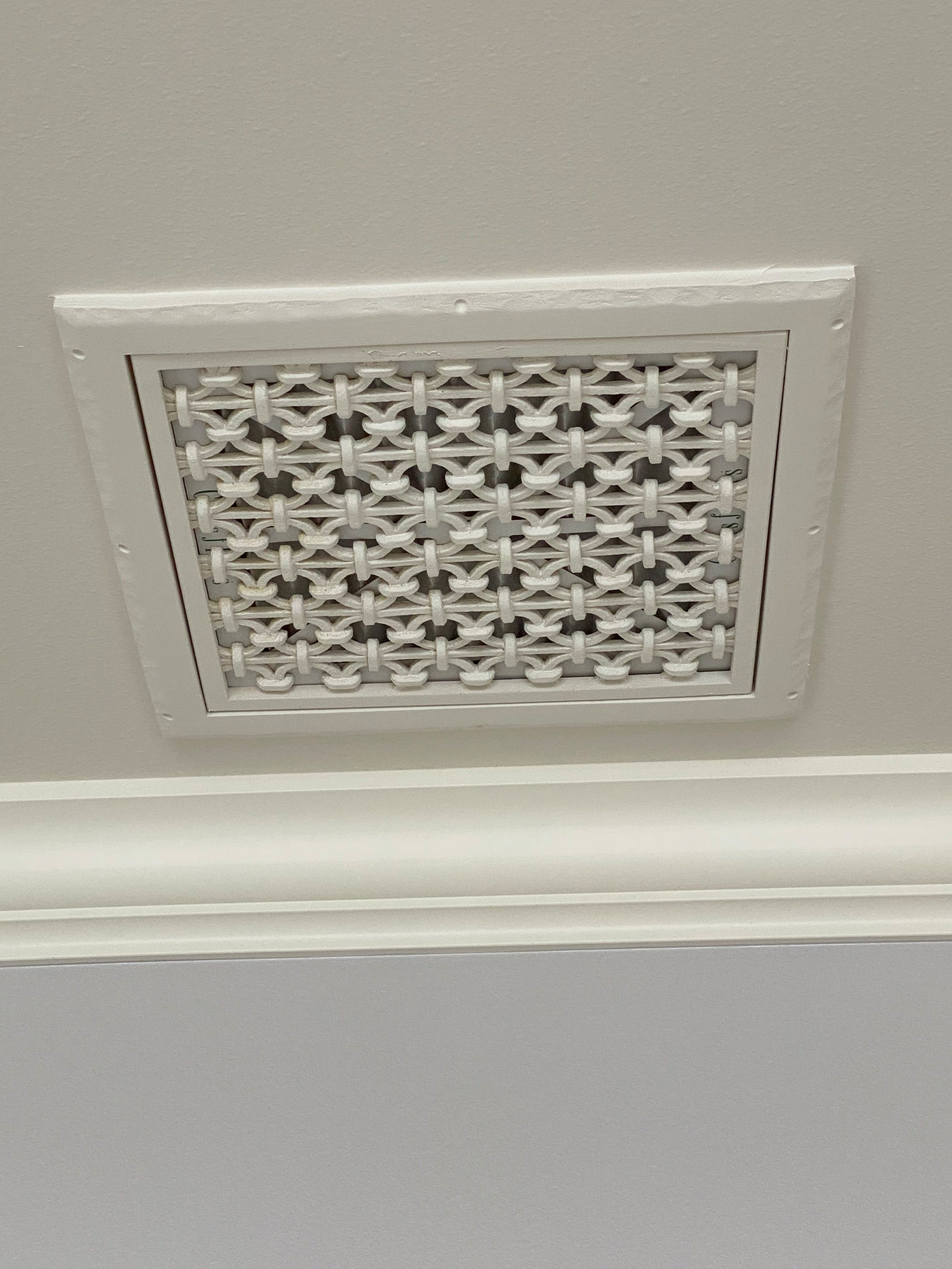 Interesting painted ceiling return air vent
