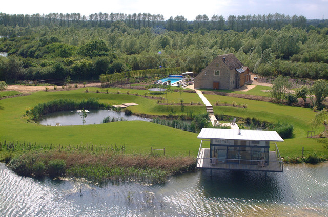 Дом на сваях: 14 проектов домов на сваях, их плюсы и минусы | Houzz Россия