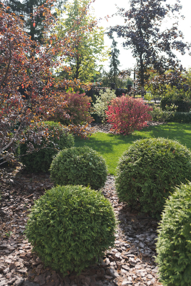 Современный сад на Успенском шоссе