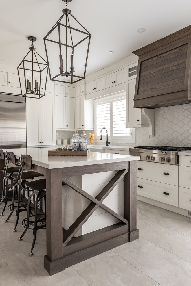 Inspiration for a transitional kitchen remodel in Toronto