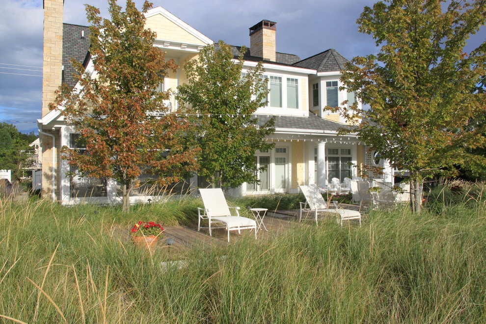 This is an example of a beach style garden in Grand Rapids.