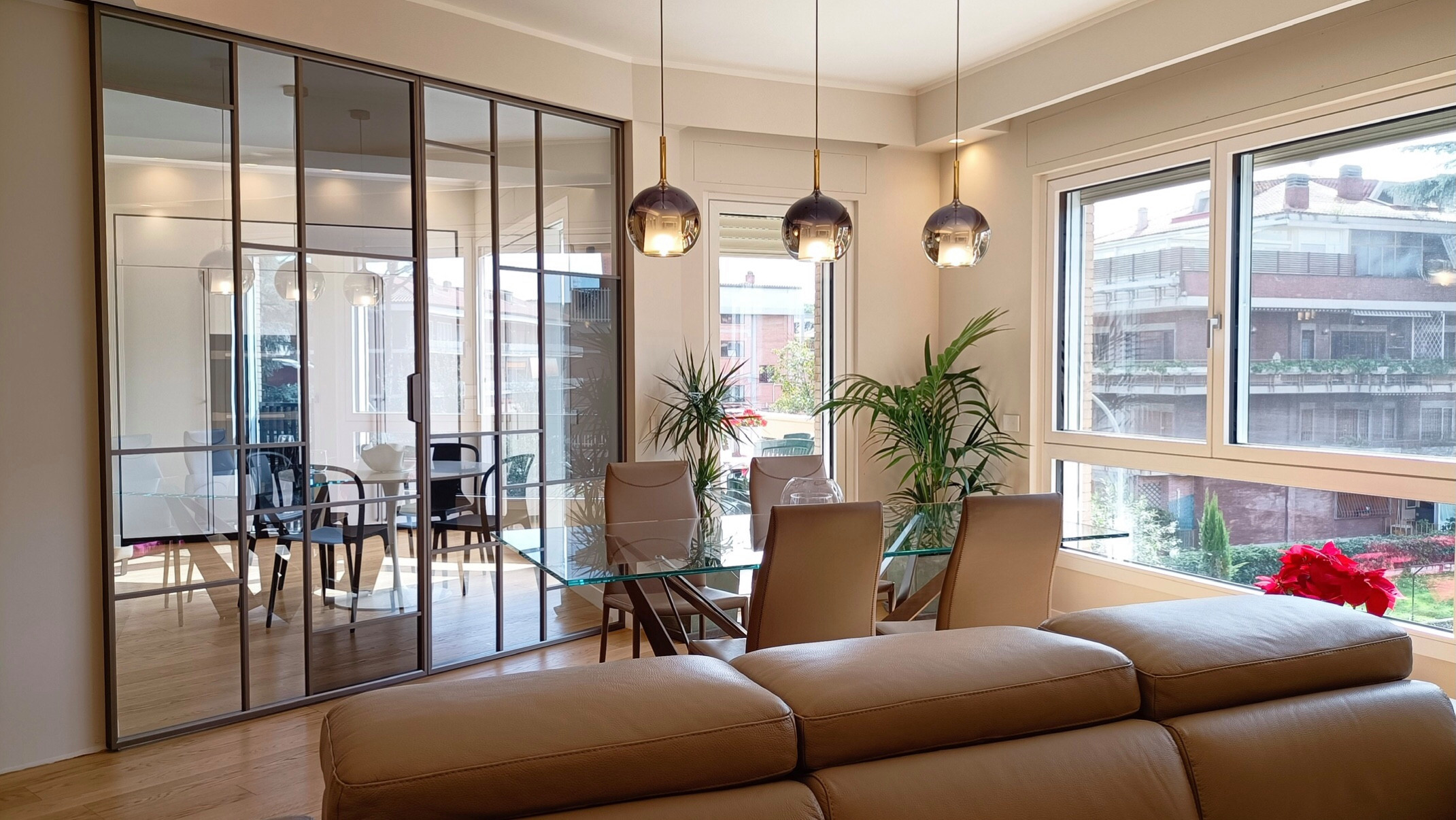 Tavolo da pranzo_La “casa diagonale”