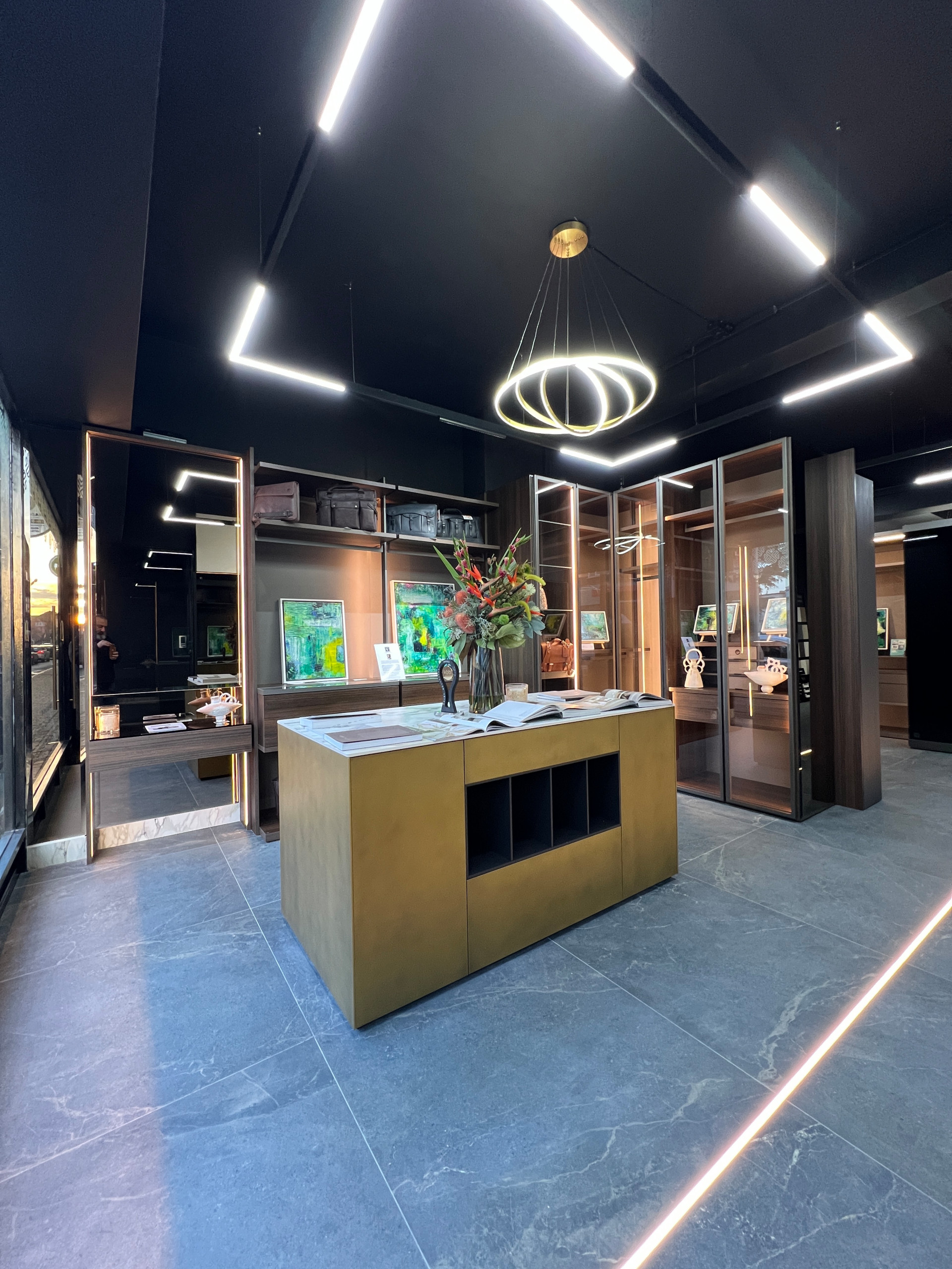 Showroom