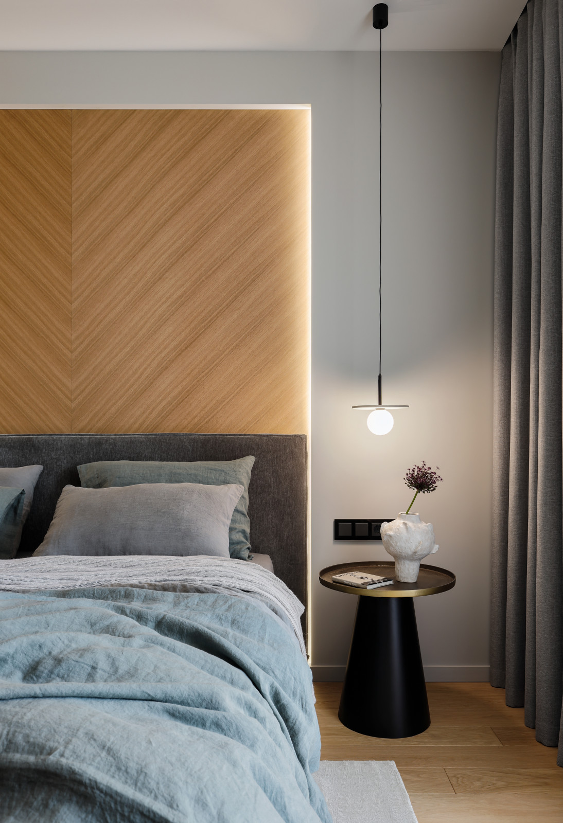 Light midecentury apartment / Квартира с легким флером midcentury