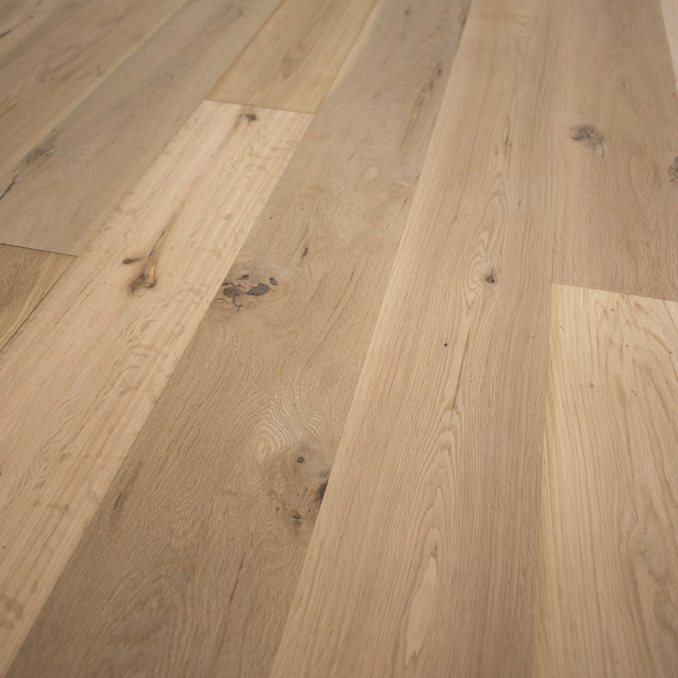French Oak Unfinished Engineered Wood Floor, SE, Sample - Farmhouse - Hardwood Flooring - by Hurst Hardwoods | Houzz
