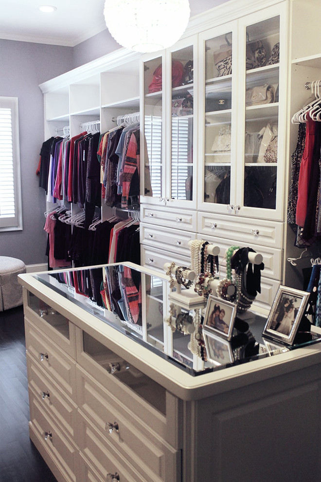Ladies Dressing Room Closet