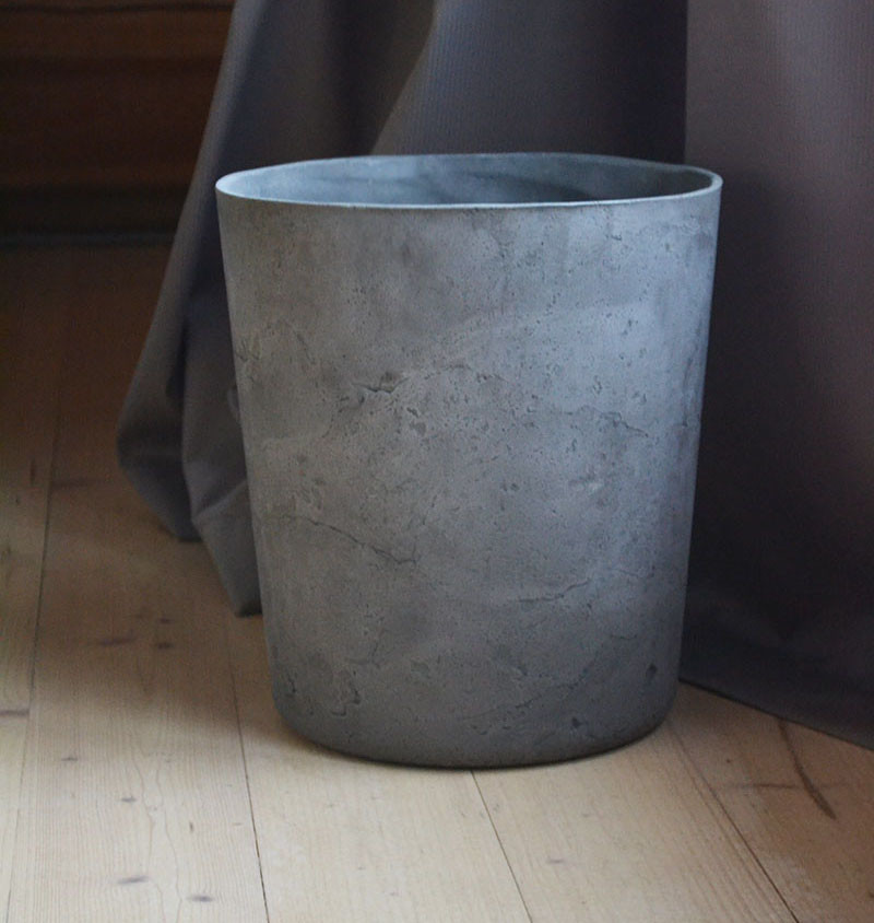 Кашпо и горшки для цветов и растений из микробетона.