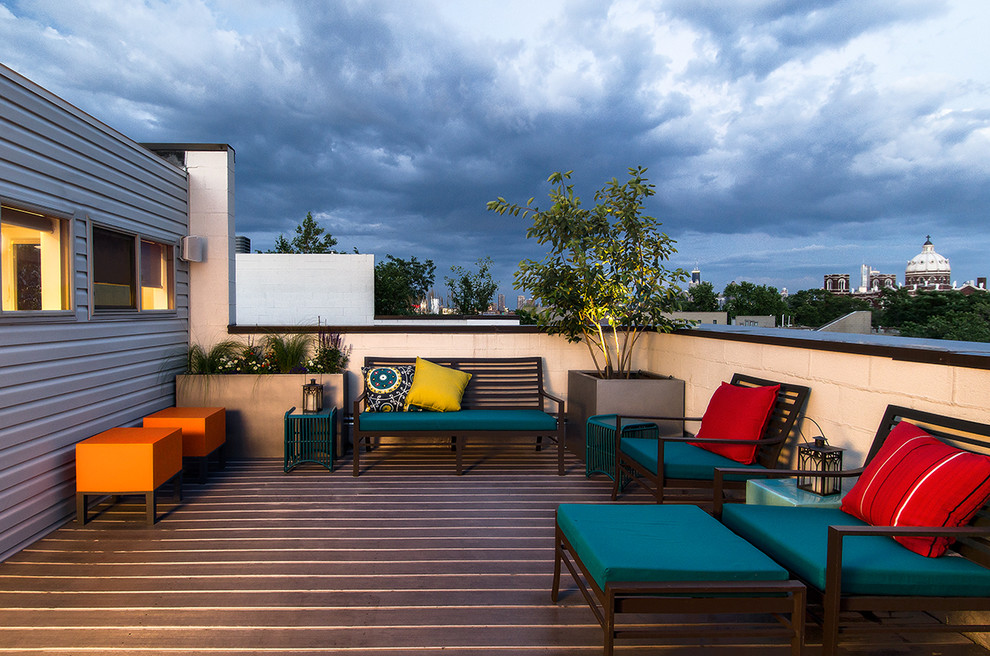 Bucktown Contemporary Rooftop Deck - Contemporary - Deck ...