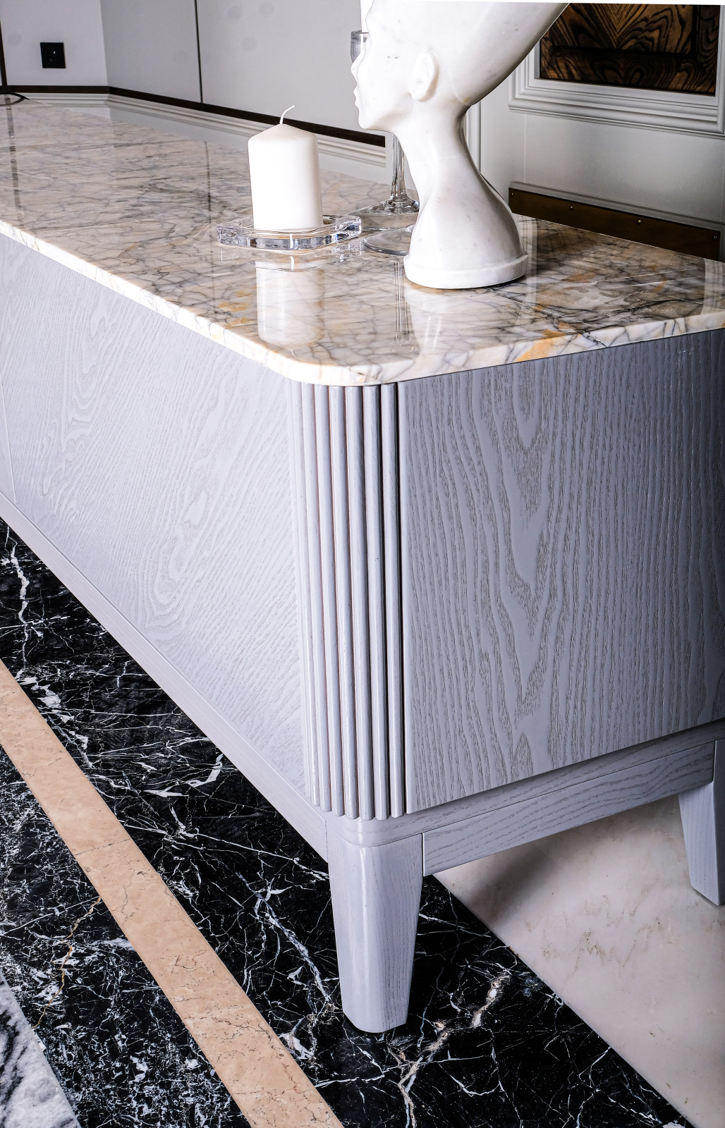 Тв-тумба Briotti