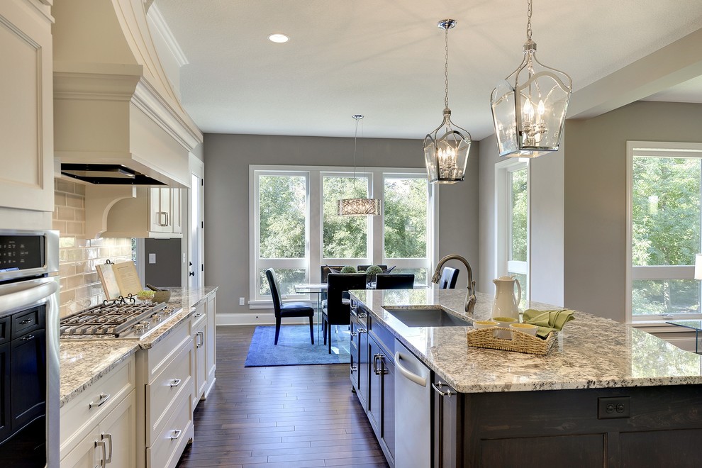 Inspiration for a transitional kitchen remodel in Minneapolis