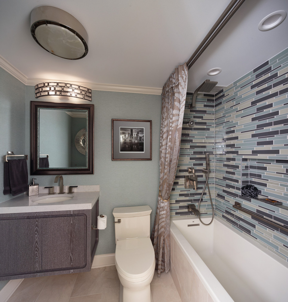 Home design - transitional home design idea in Chicago